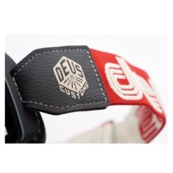 Voorkant -Motor Liefhebbers Winkel 100 barstow goggle deus 1